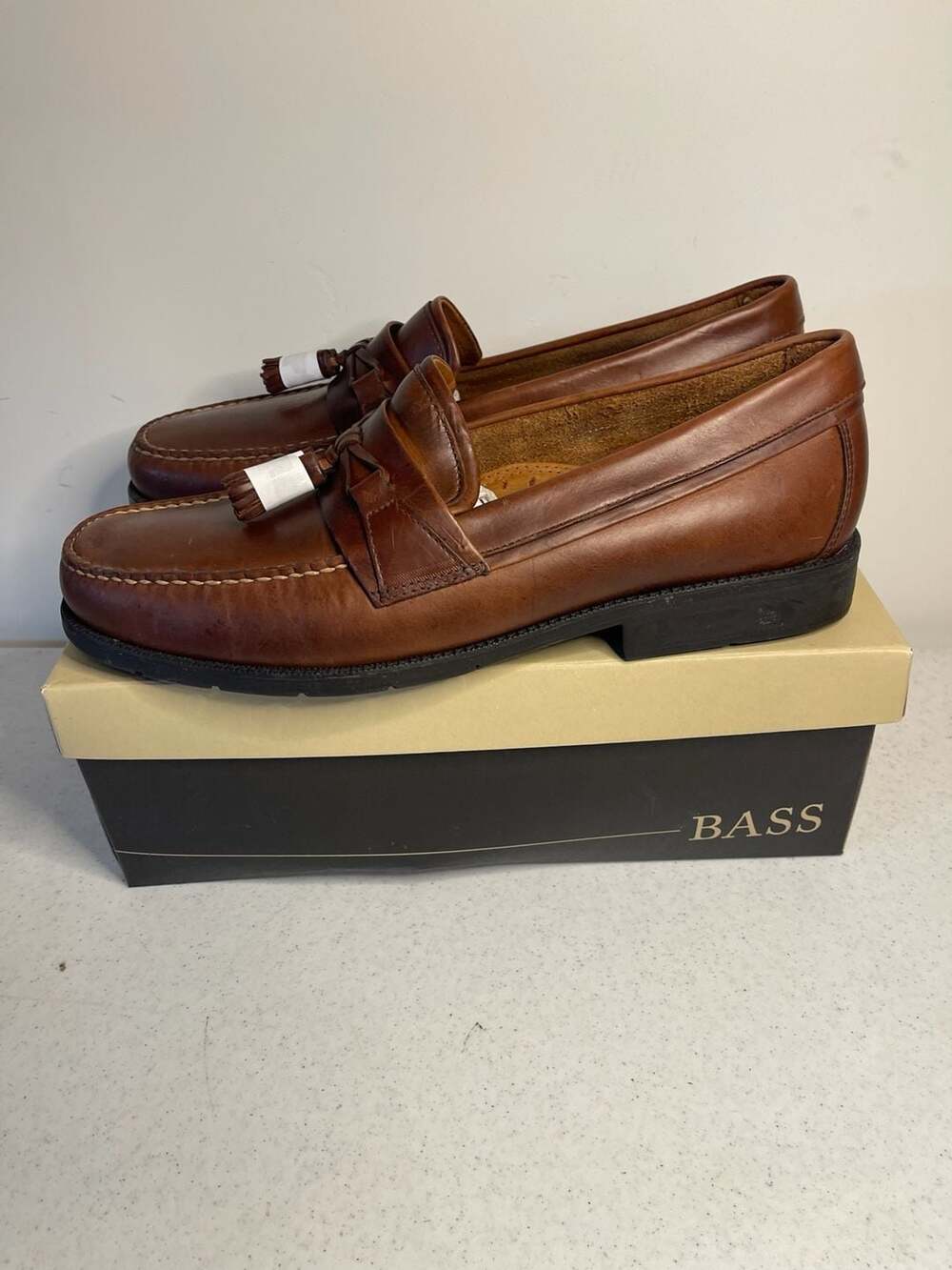 Bass Adams II Men's Leather Tassel Loafers Size 13 - Picture 2 of 6